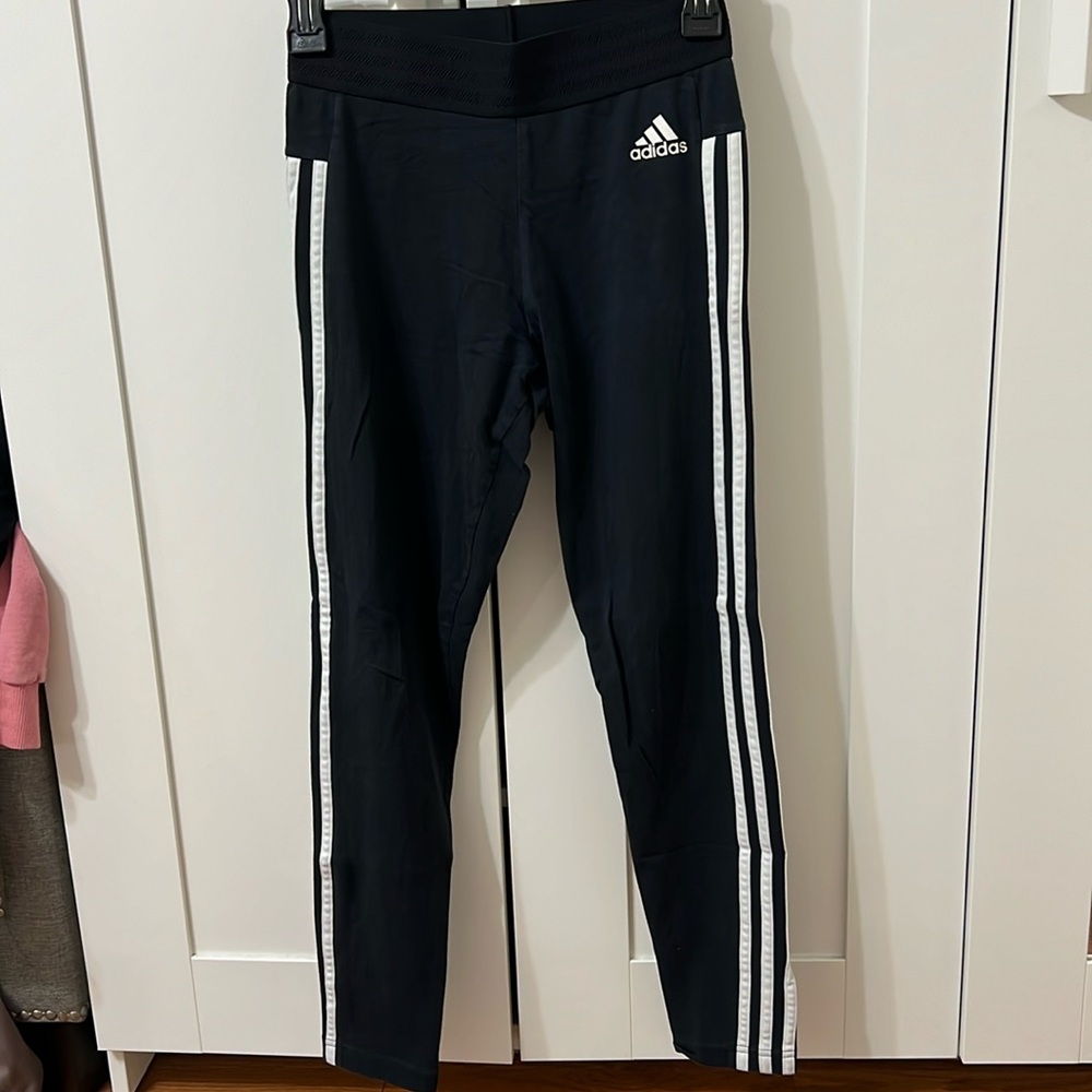 Adidas leggings